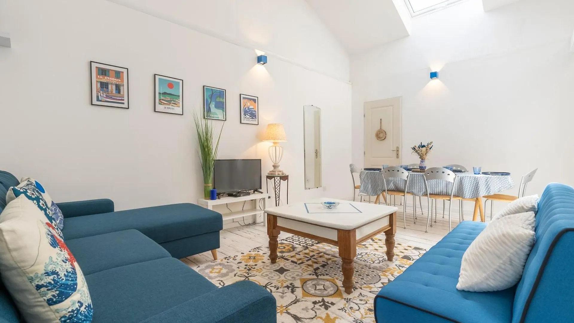 Belle Maison Bleu Azur Six-Fours-les-Plages 0*,  France